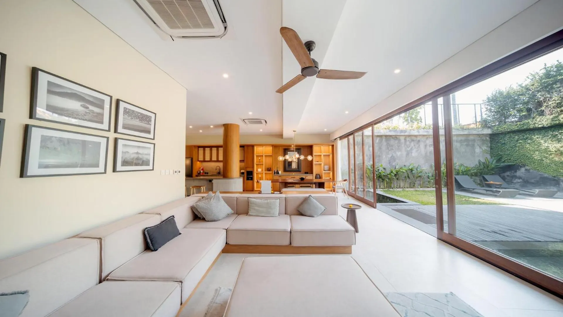 Kolila Villa Seminyak By Ini Vie Hospitality Canggu   Canggu (Bali)