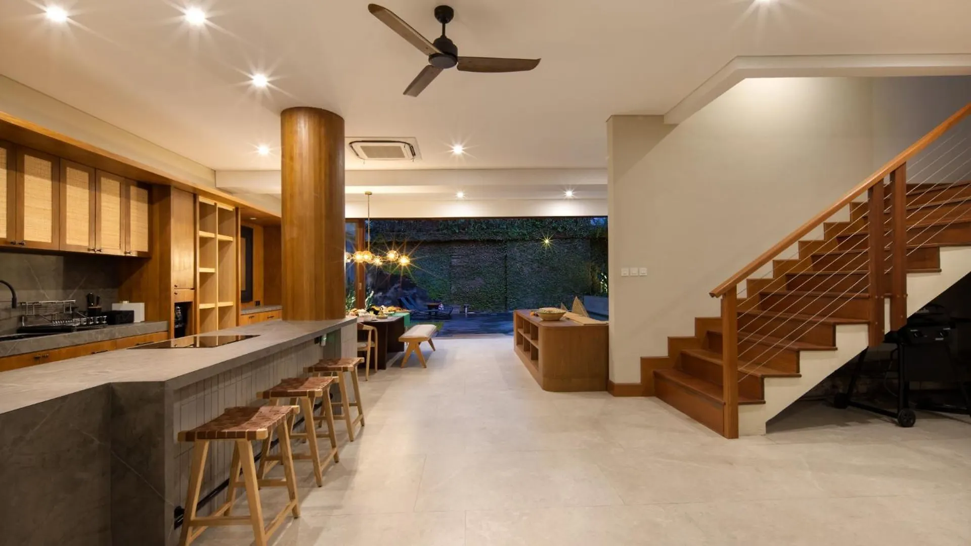 Kolila Villa Seminyak By Ini Vie Hospitality Canggu