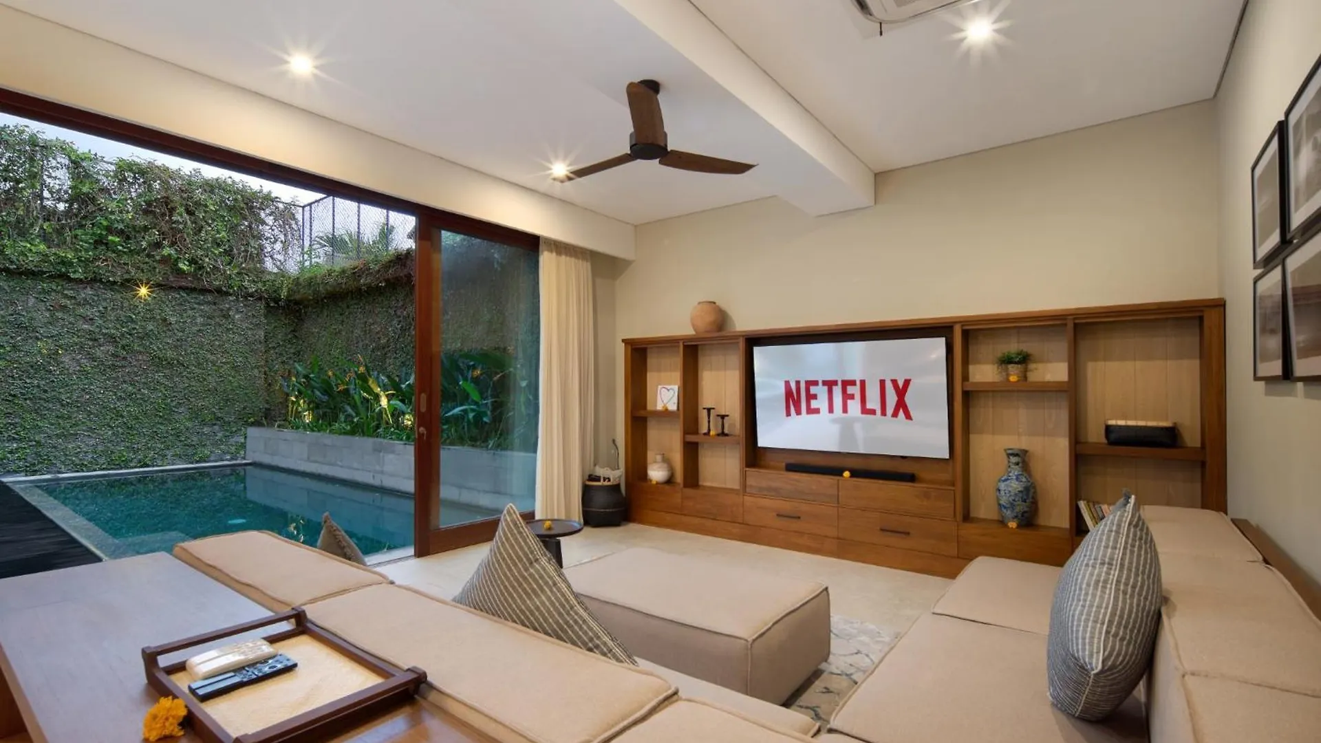 Kolila Villa Seminyak By Ini Vie Hospitality Canggu  0*, Canggu (Bali)